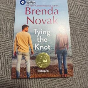 Brenda Novak 'Tying the Knot' Book